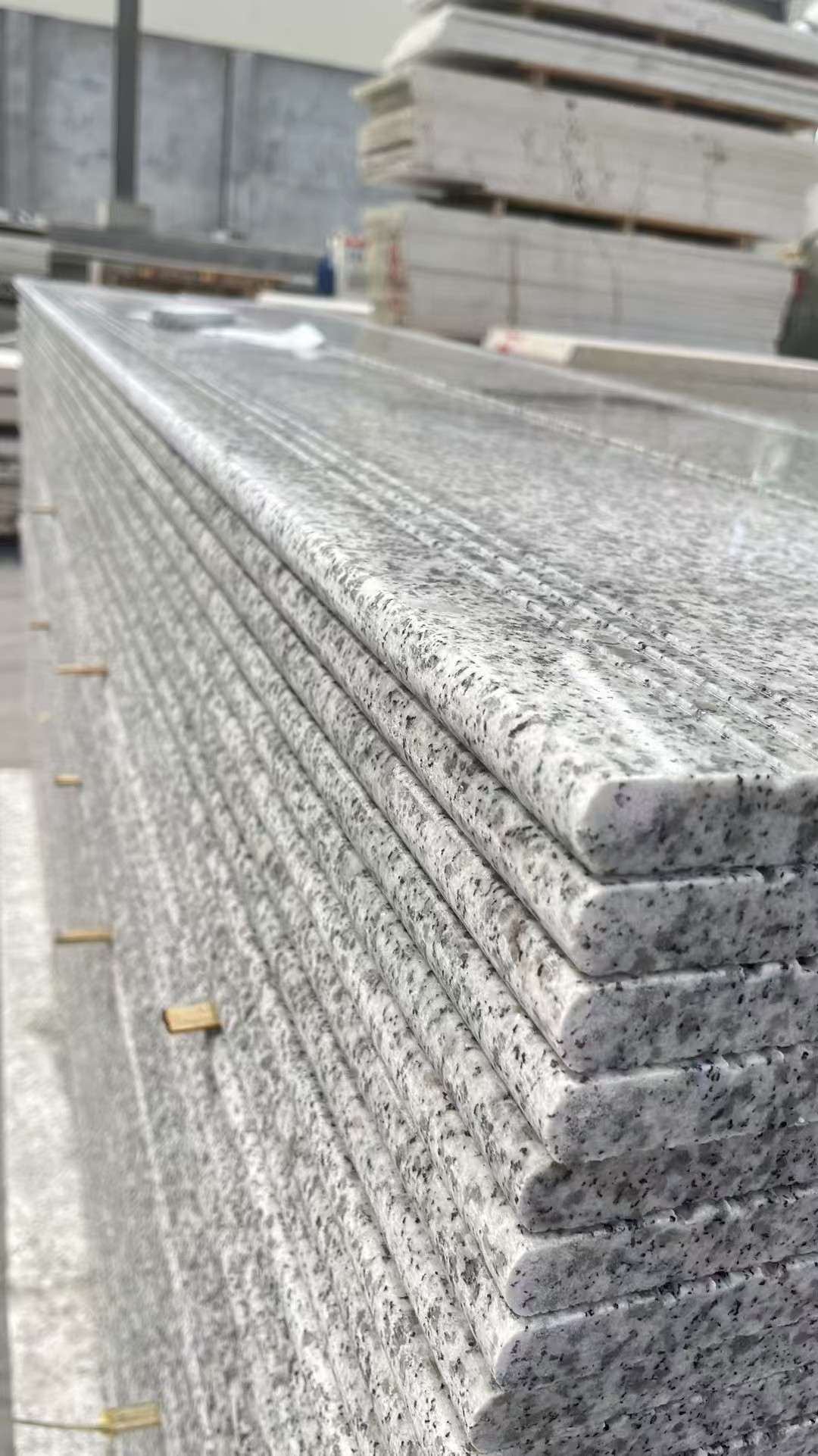 衡水芝麻白楼梯踏步 花岗岩楼梯板材
